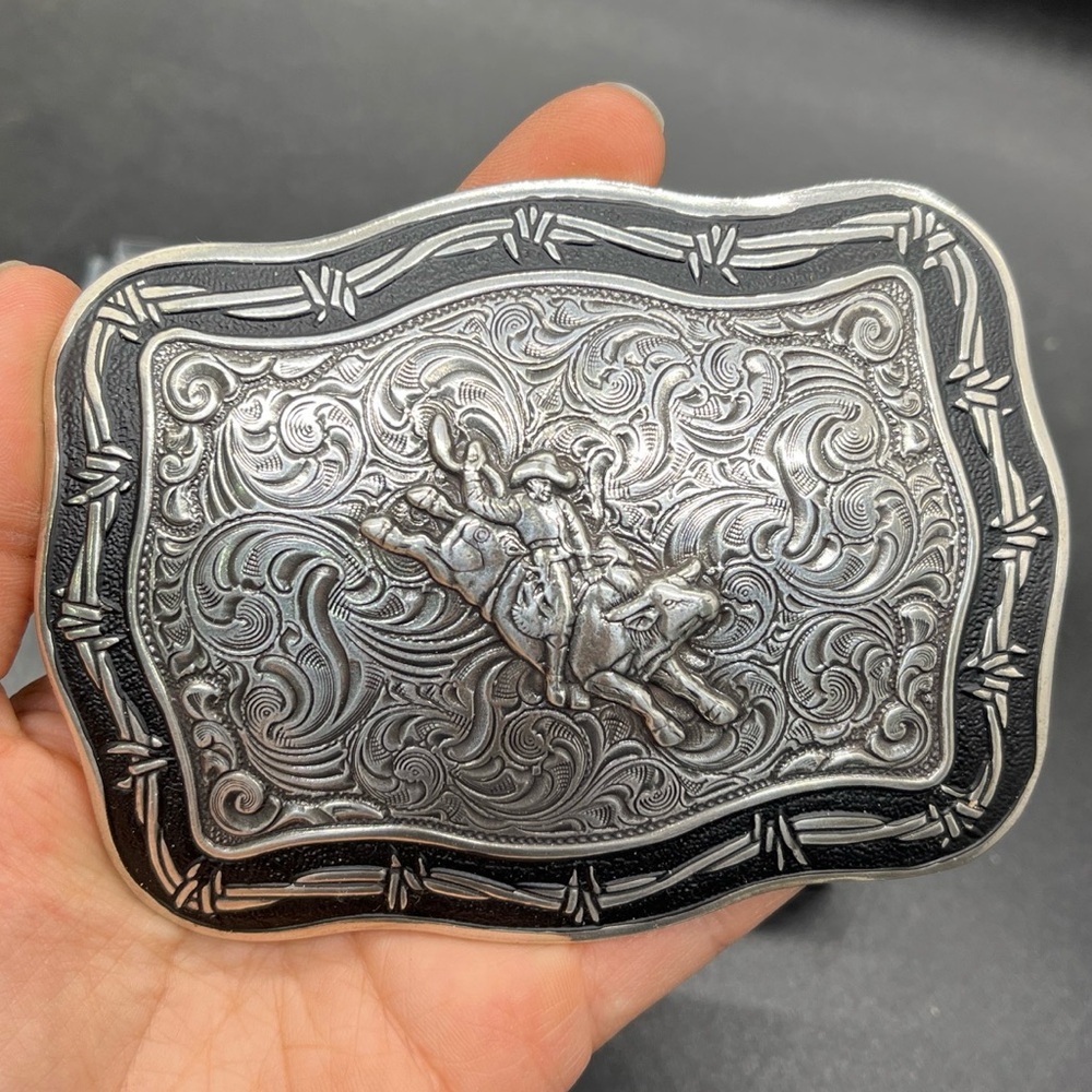 NIB Vintage Crumrine Bull Riding Belt Buckle Western Bucking Bull Cowboy